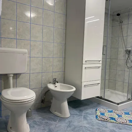 Edi Апартаменты *