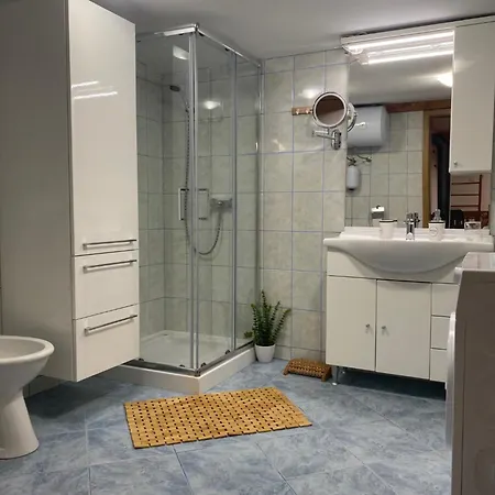 Edi Apartment *