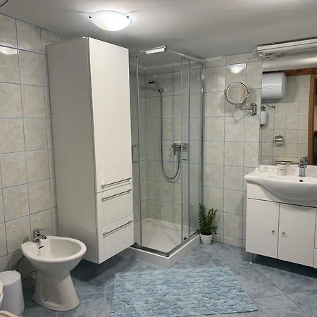 Edi Apartment *
