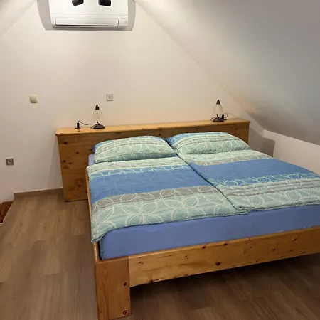 Edi Apartment *